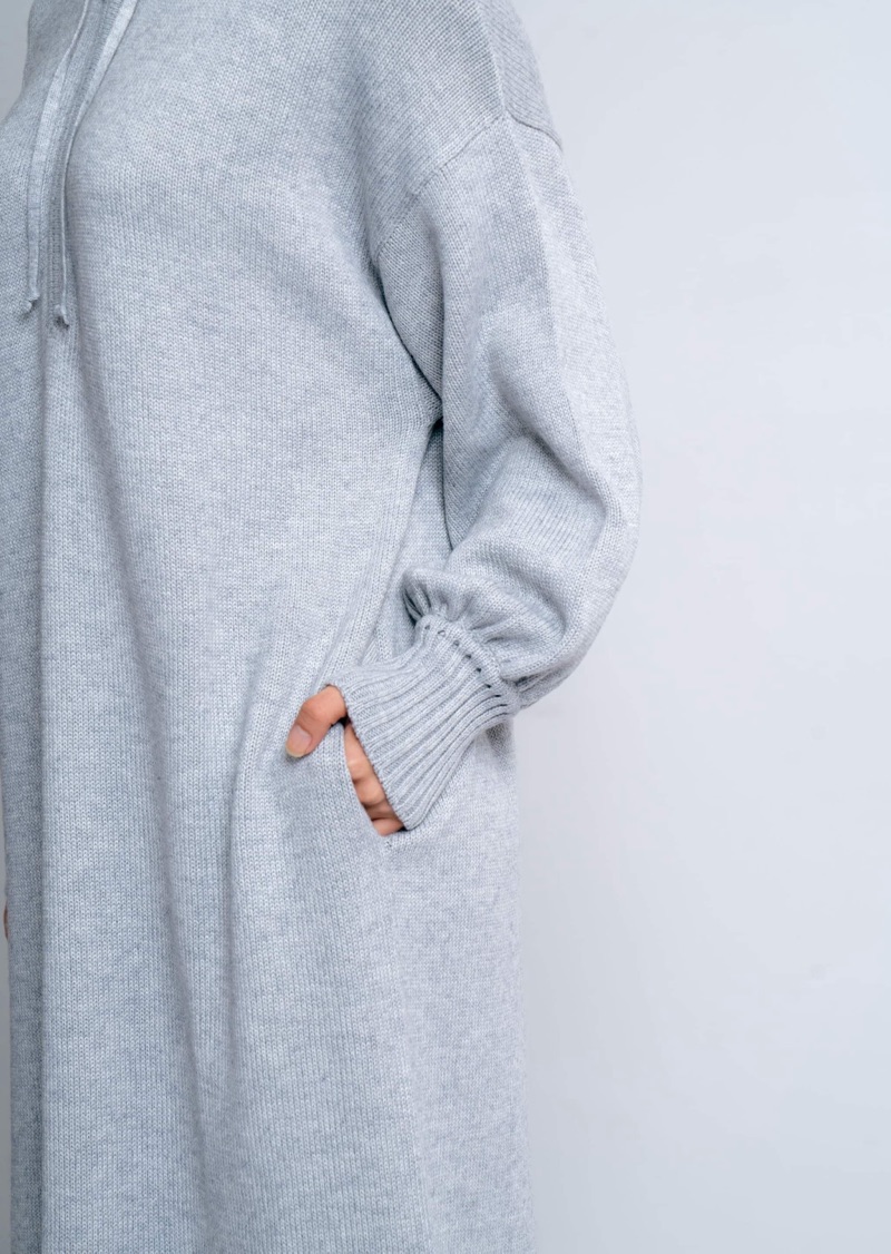 Knitted long hoodie