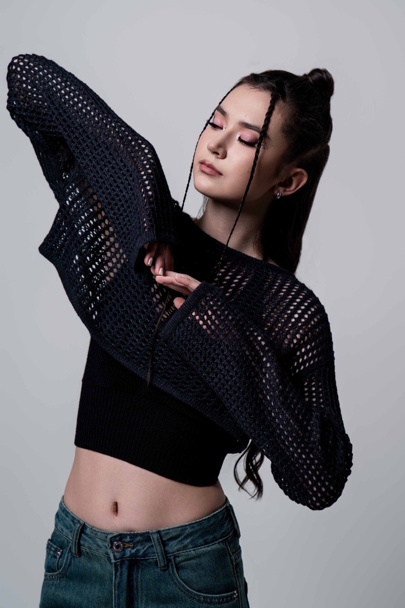 crop top сул нэхээстэй