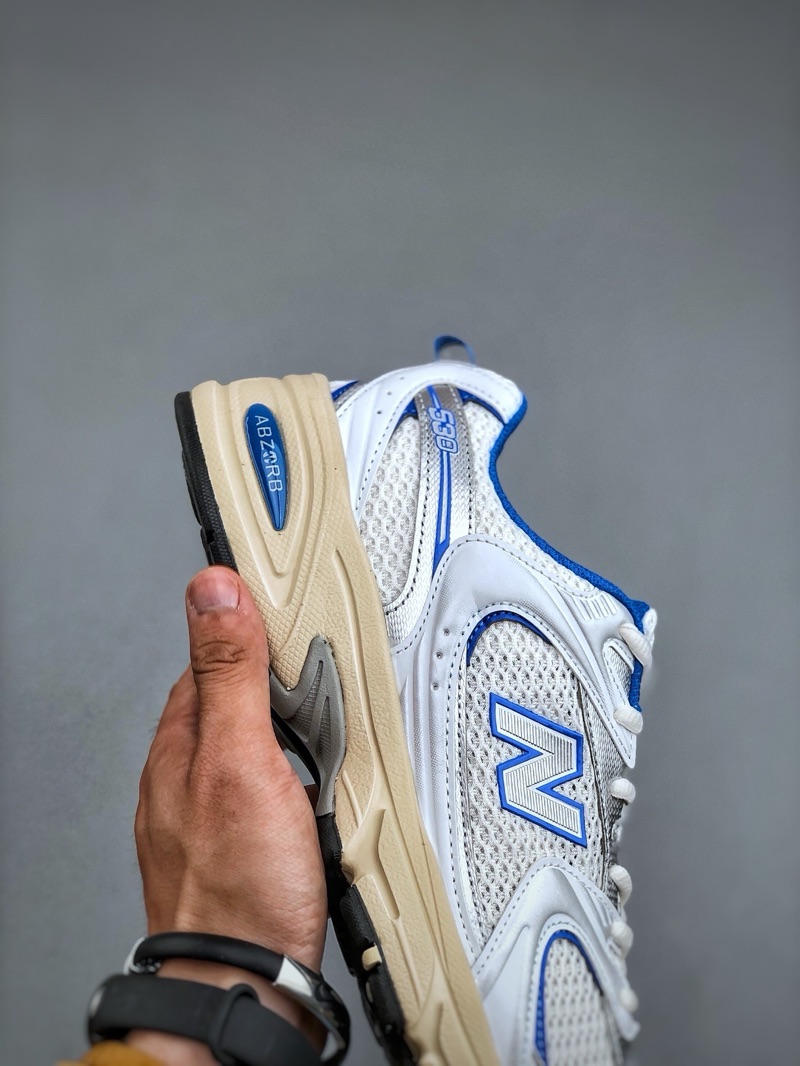 New Balance 530