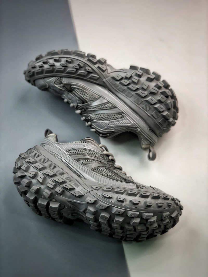 BALENCIAGA Defender Rubber Grey
