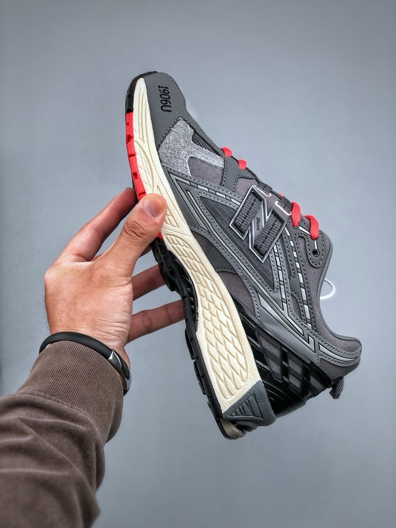 New Balance M 1906 Grey