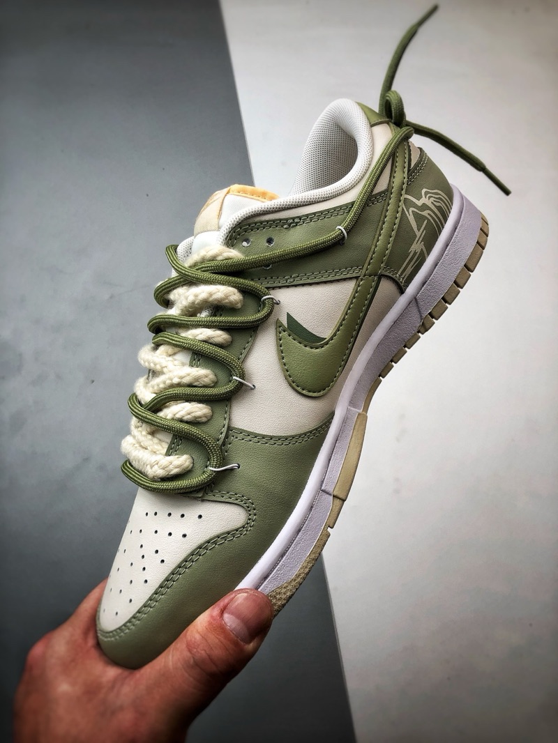 Nike Dunk Low