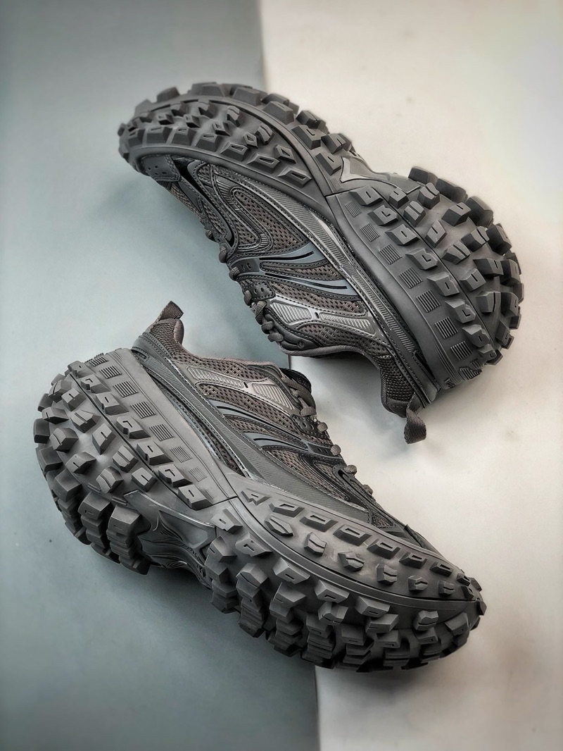 BALENCIAGA Defender Rubber GB