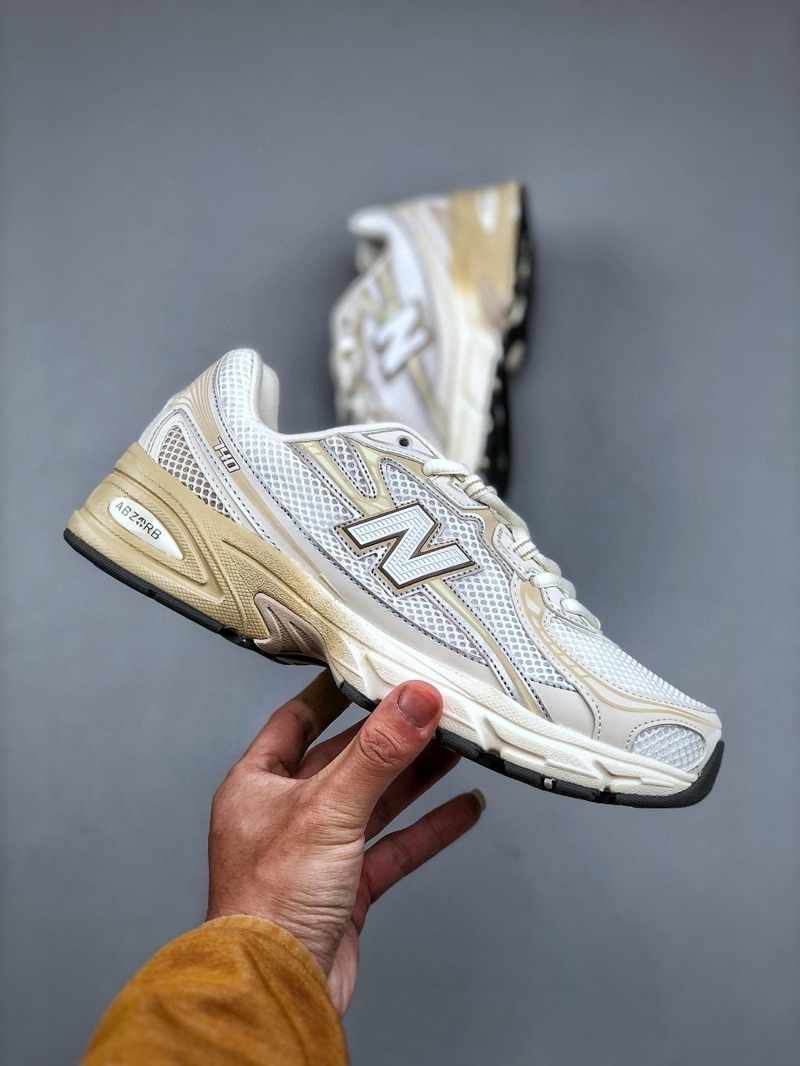 New Balance 740 “Beige”