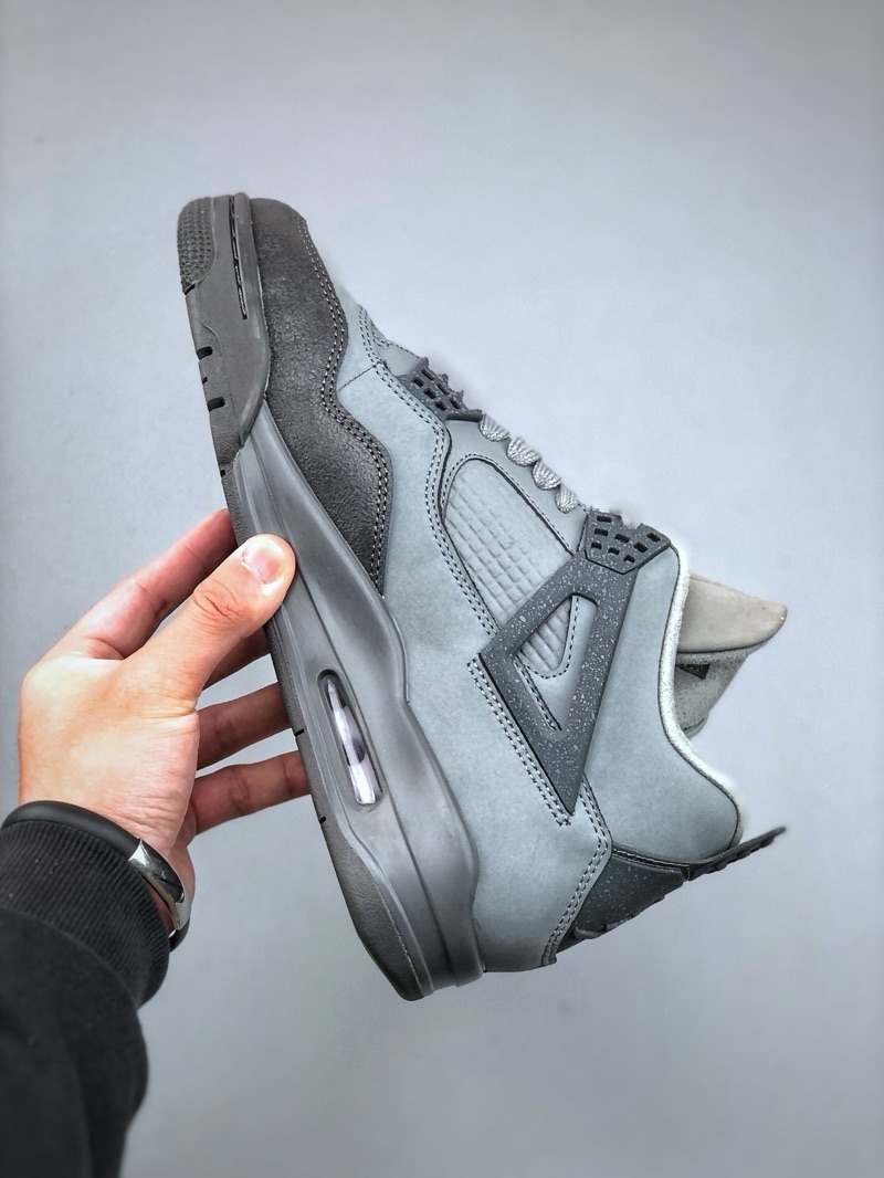 Air Jordan 4 OG Retro Suede Grey