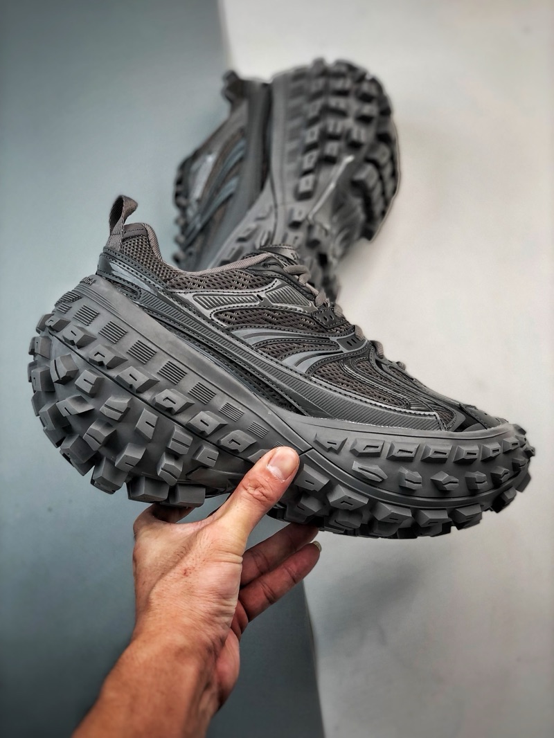 BALENCIAGA Defender Rubber GB
