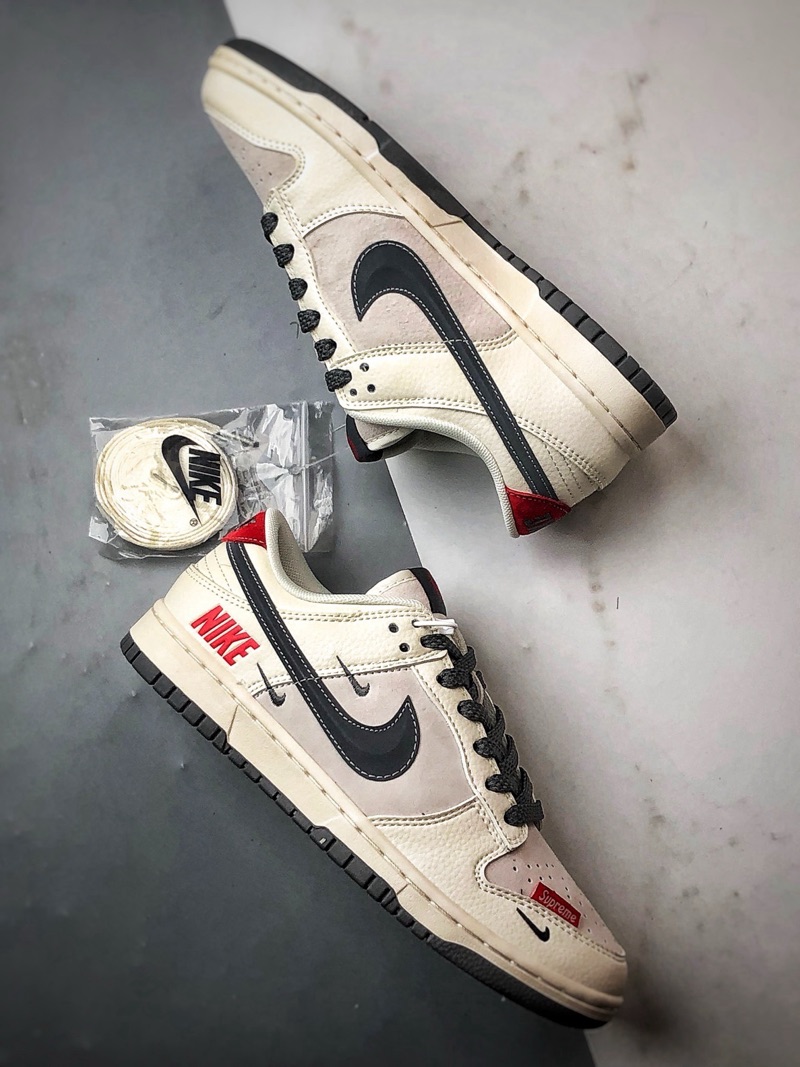 Supreme x Nike Dunk Retro DIY