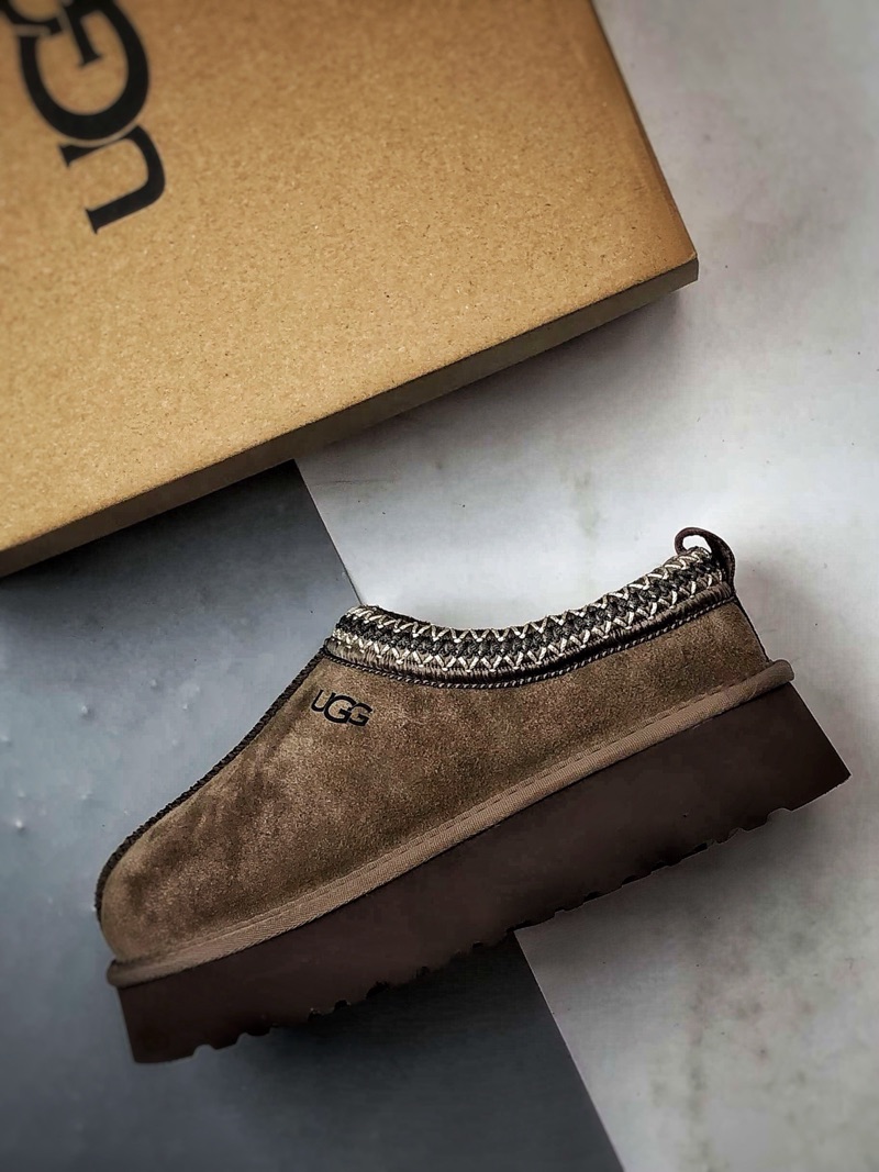 UGG Tazz Brown