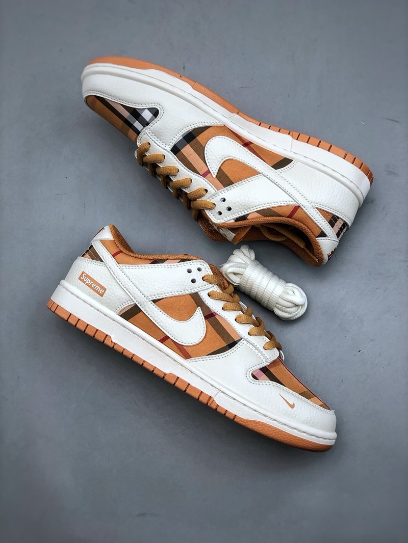 Supreme x Nike Dunk Low