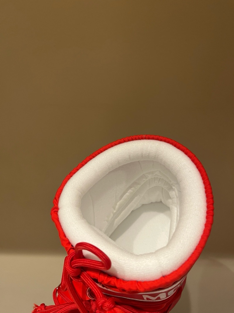 Moon Boots Low “Red”