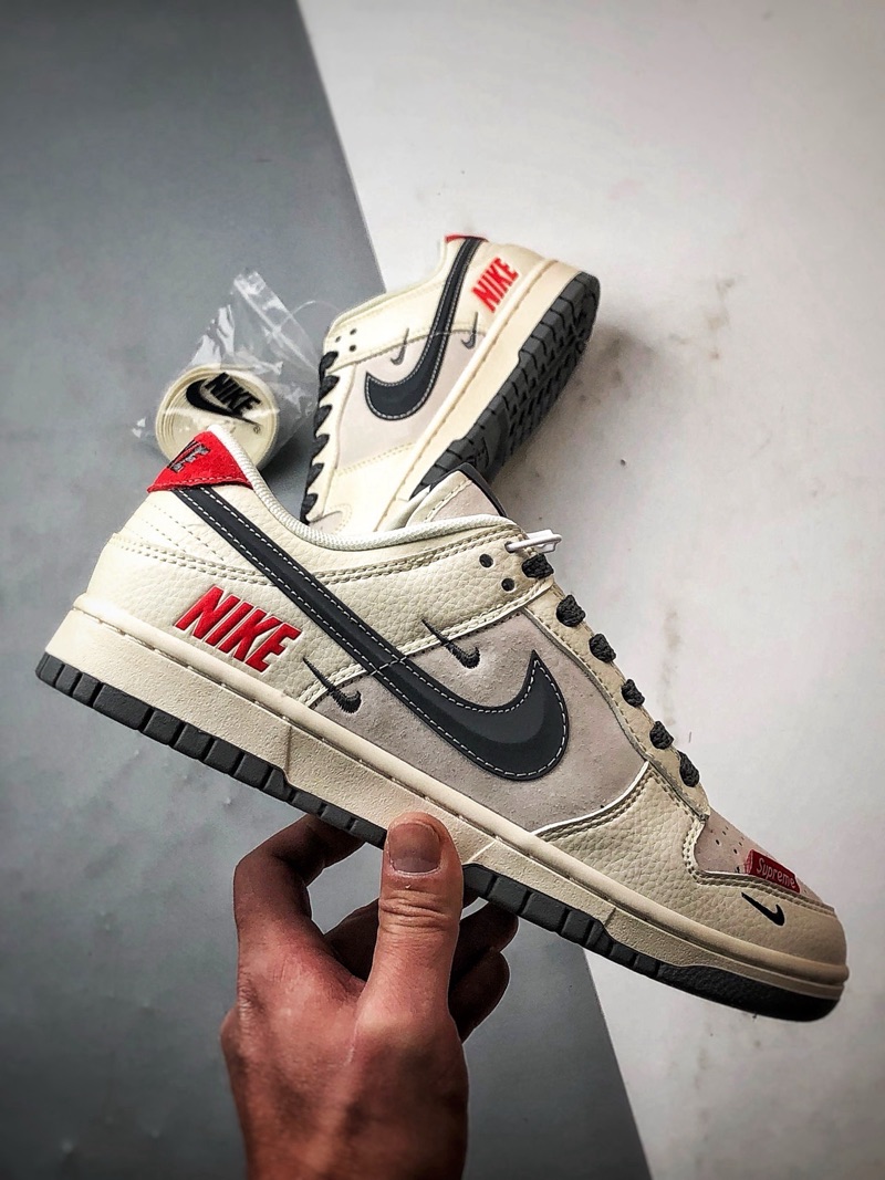 Supreme x Nike Dunk Retro DIY
