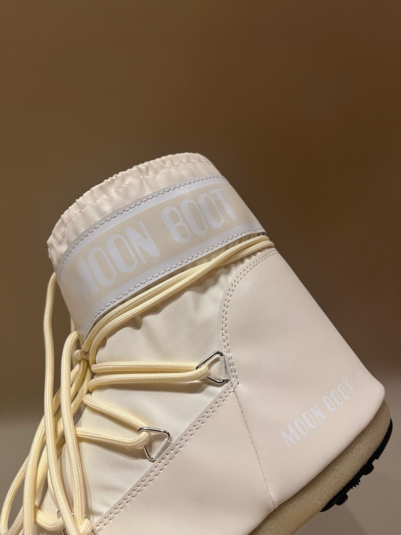 Moon Boot Low “Beige”