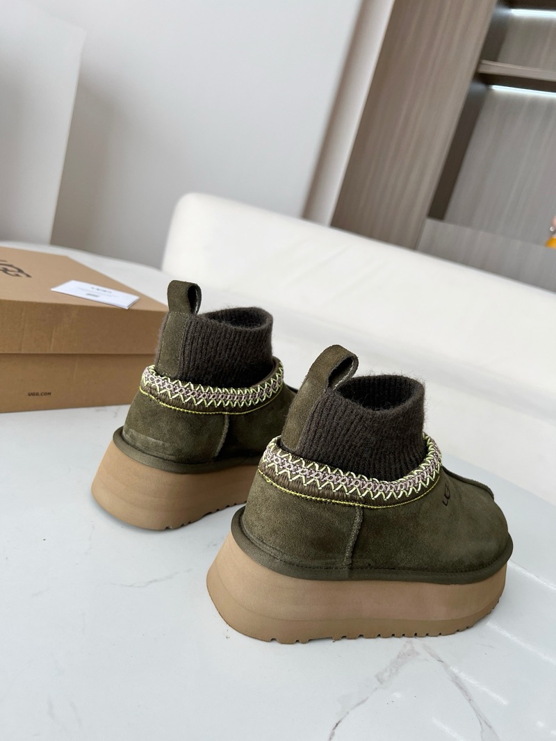 UGG Tasman 24 Olive