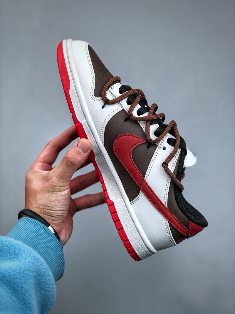 SB Dunk Low “Year OF THE DRAGON”