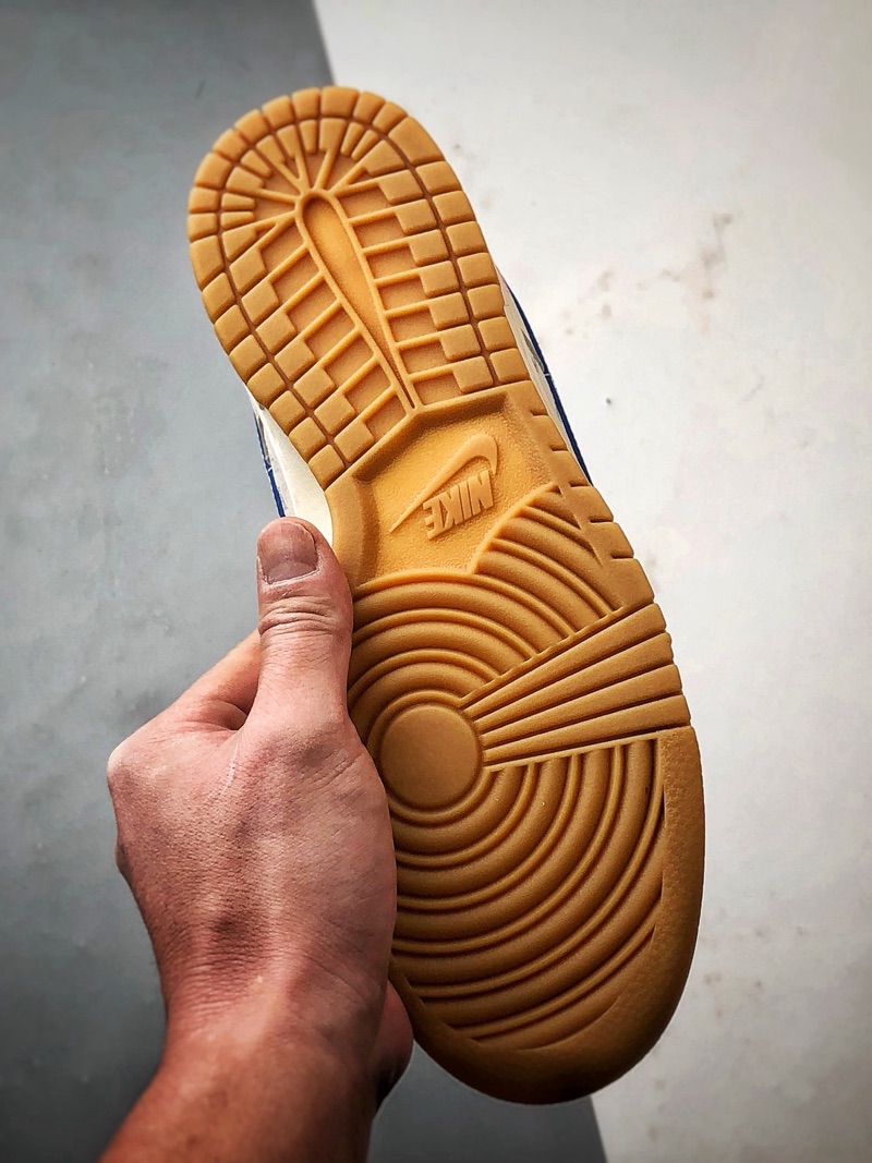 Nike Dunk Low Retro DIY “Stussy”