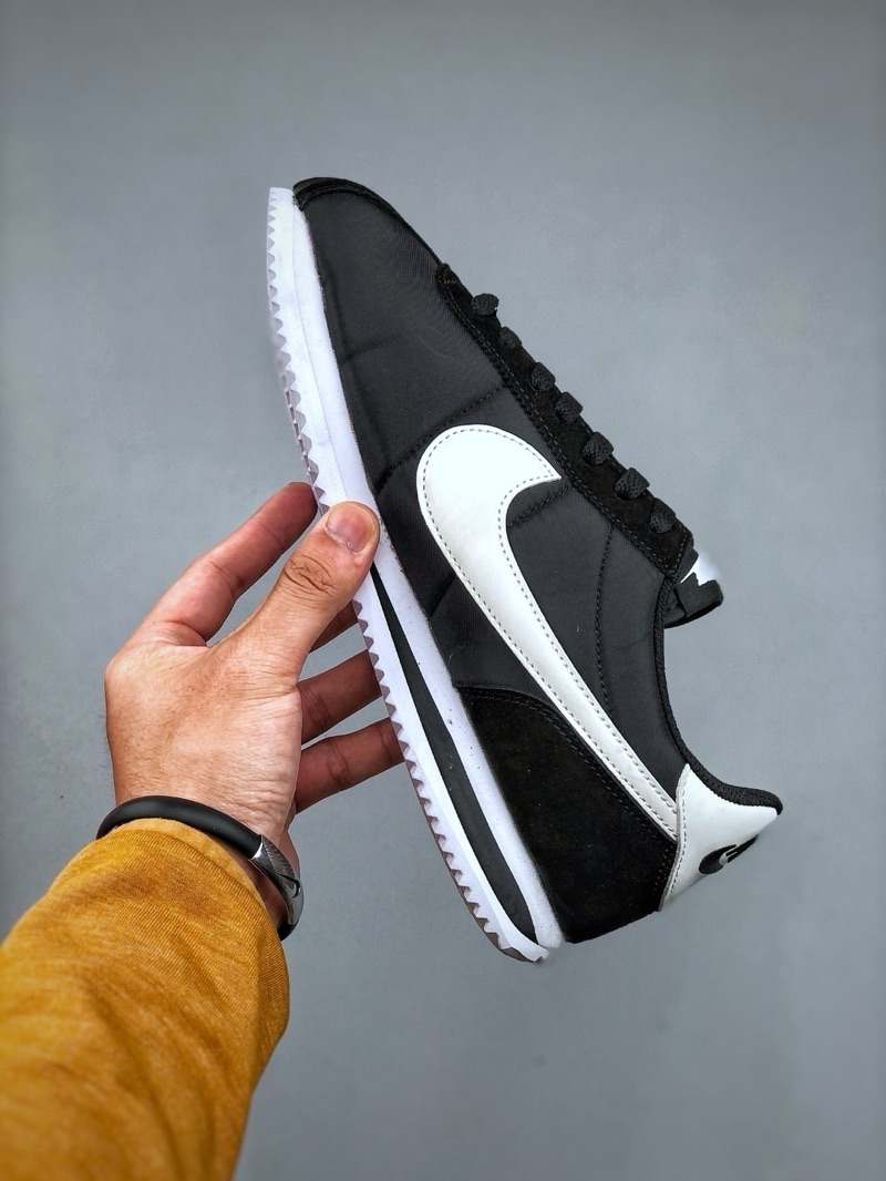 Nike Cortez “Black & White”