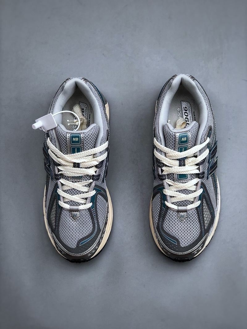 New Balance 1906R