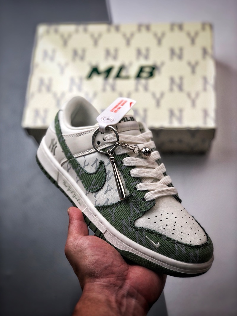 NY x Dunk Low MLB