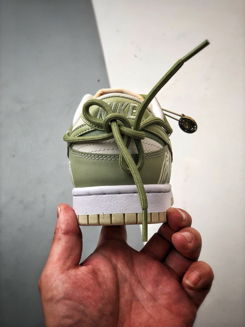 Nike Dunk Low