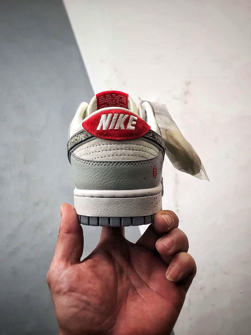 Nike x The North Face Dunk DIY