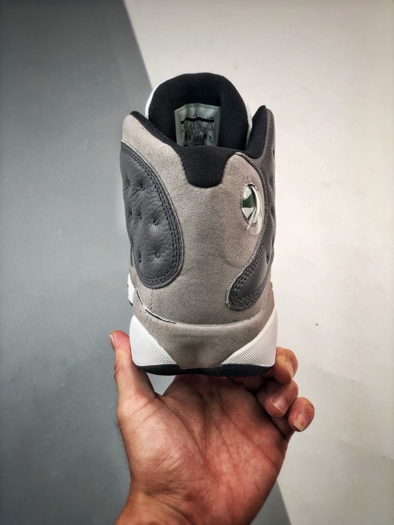 Air Jordan 13 "Atmosphere Grey"