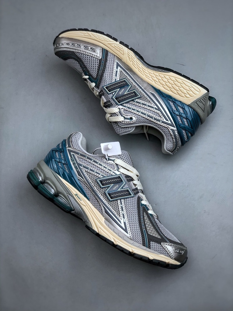 New Balance 1906R