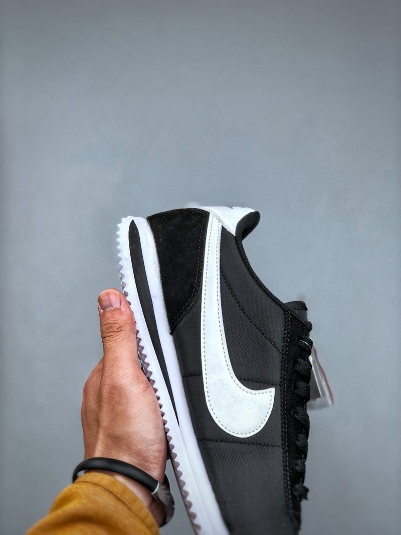 Nike Cortez “Black & White”