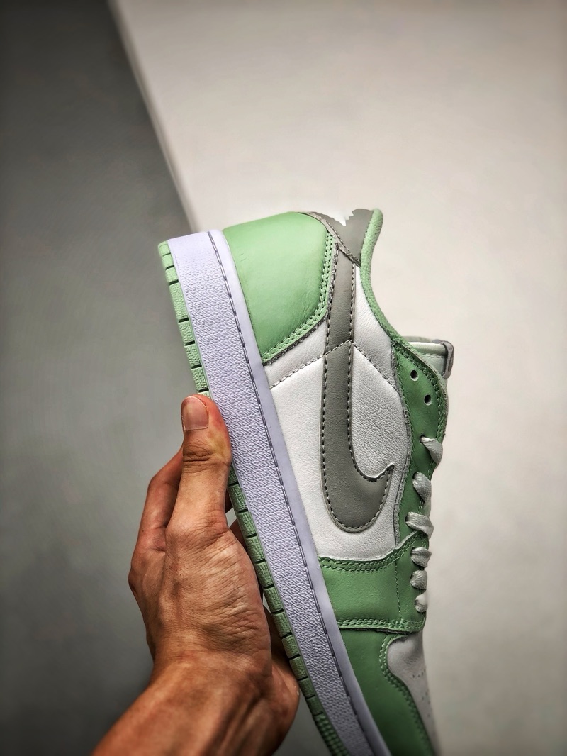 Nike Jordan 1 Low