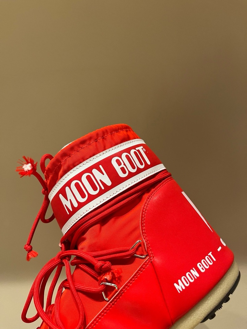 Moon Boots Low “Red”