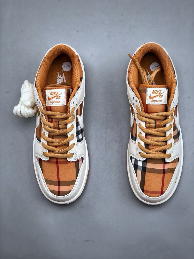Supreme x Nike Dunk Low