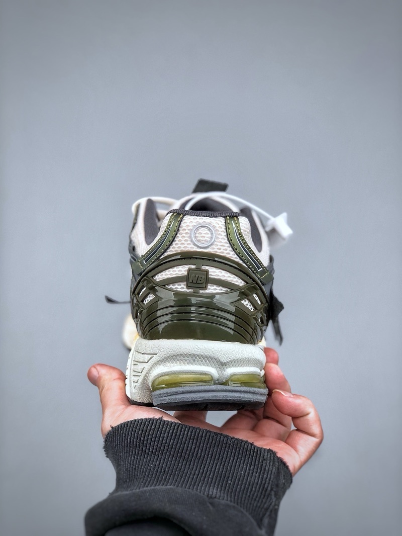 New Balance 1906 T-Beam Green