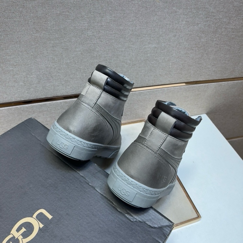 Ugg Men’s Leather Boots “Grey”