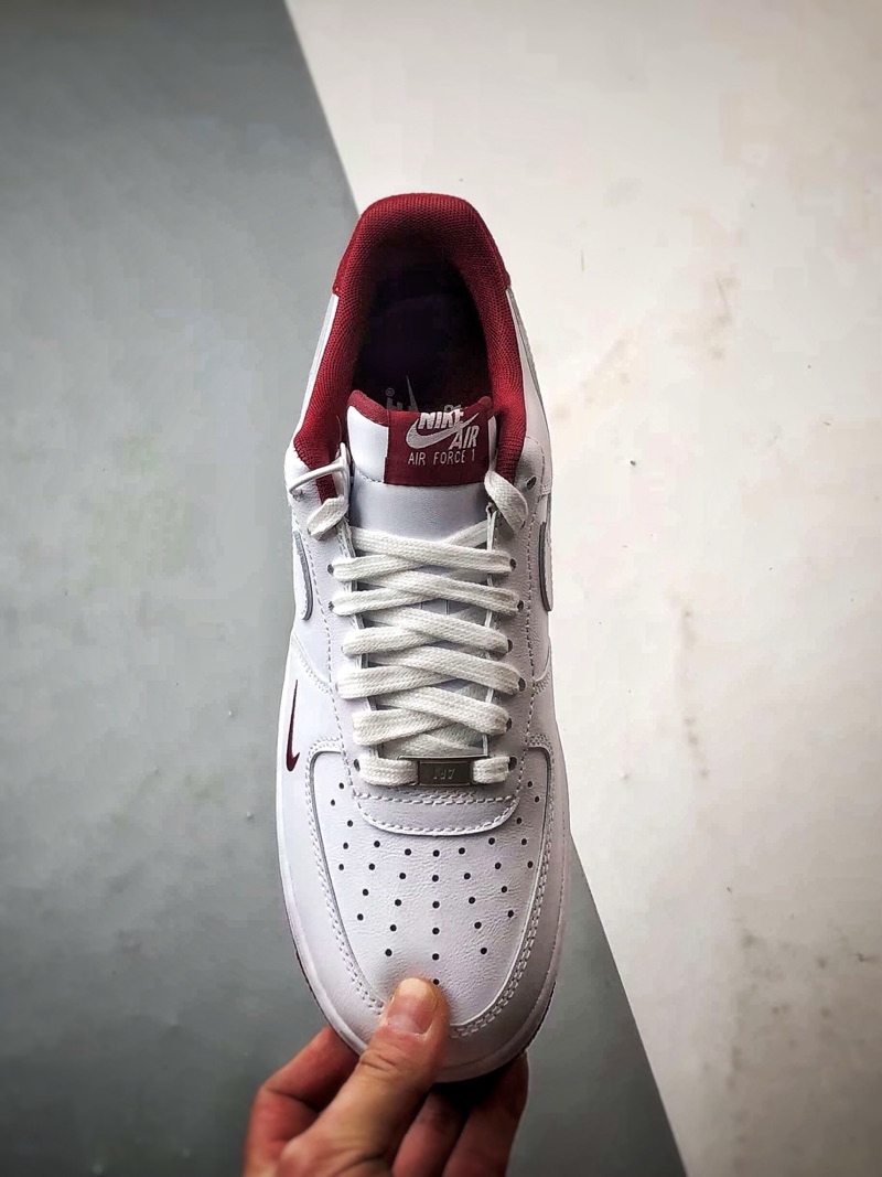 Air Force 1 ‘07 White & Burgundy