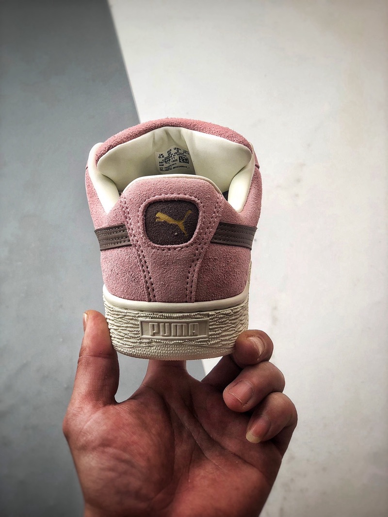 Puma Suede “Pink Ribbon”