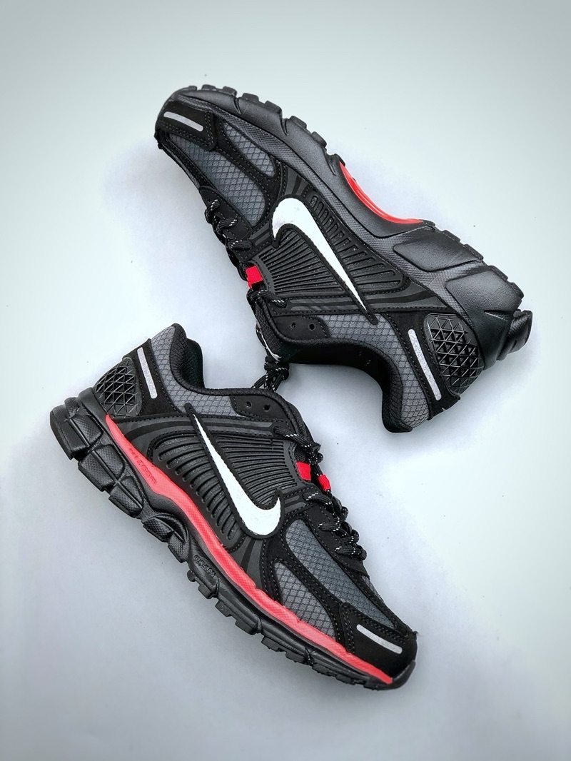 Air Zoom Vomero 5 “Black & Red”