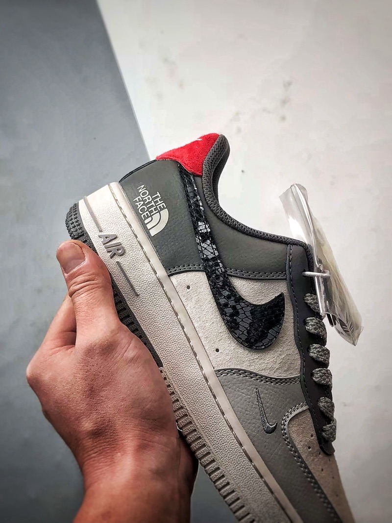 Air Force 1 ‘07 Low x TNF