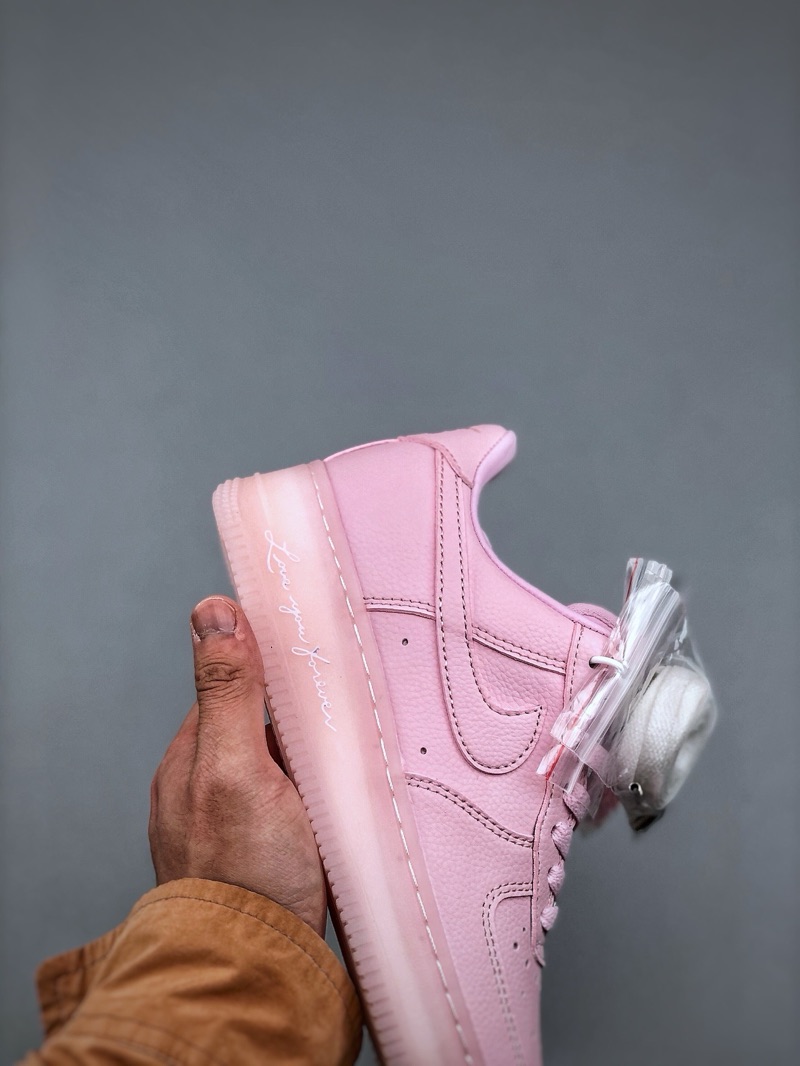 Nike Air Force 1 low “LYF Pink”