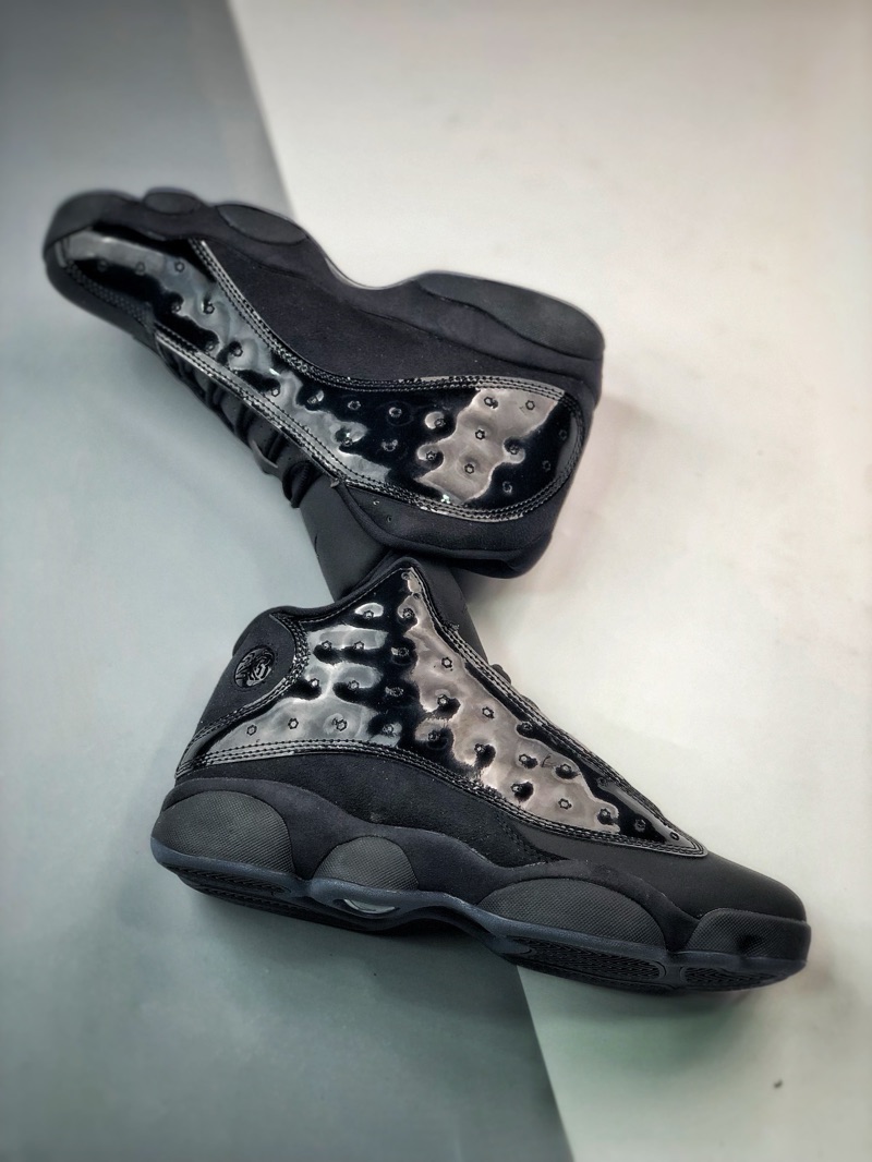 Air Jordan 13 “Cap and Gown”