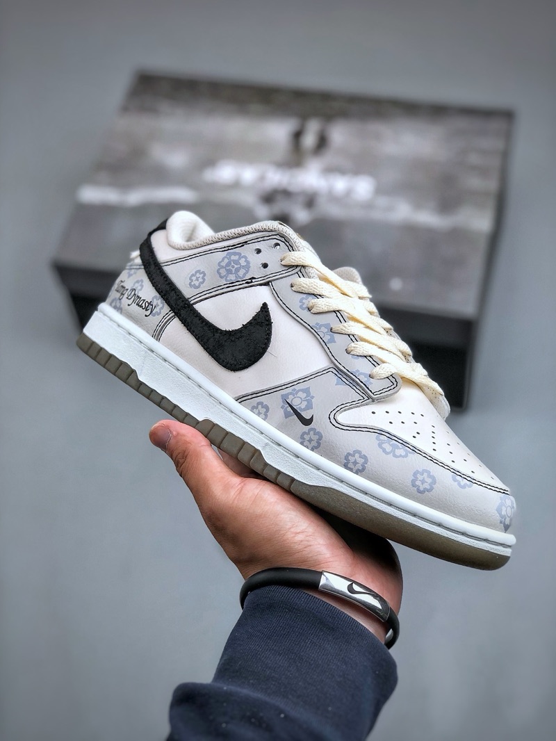 Nike Dunk Low Panda Prank
