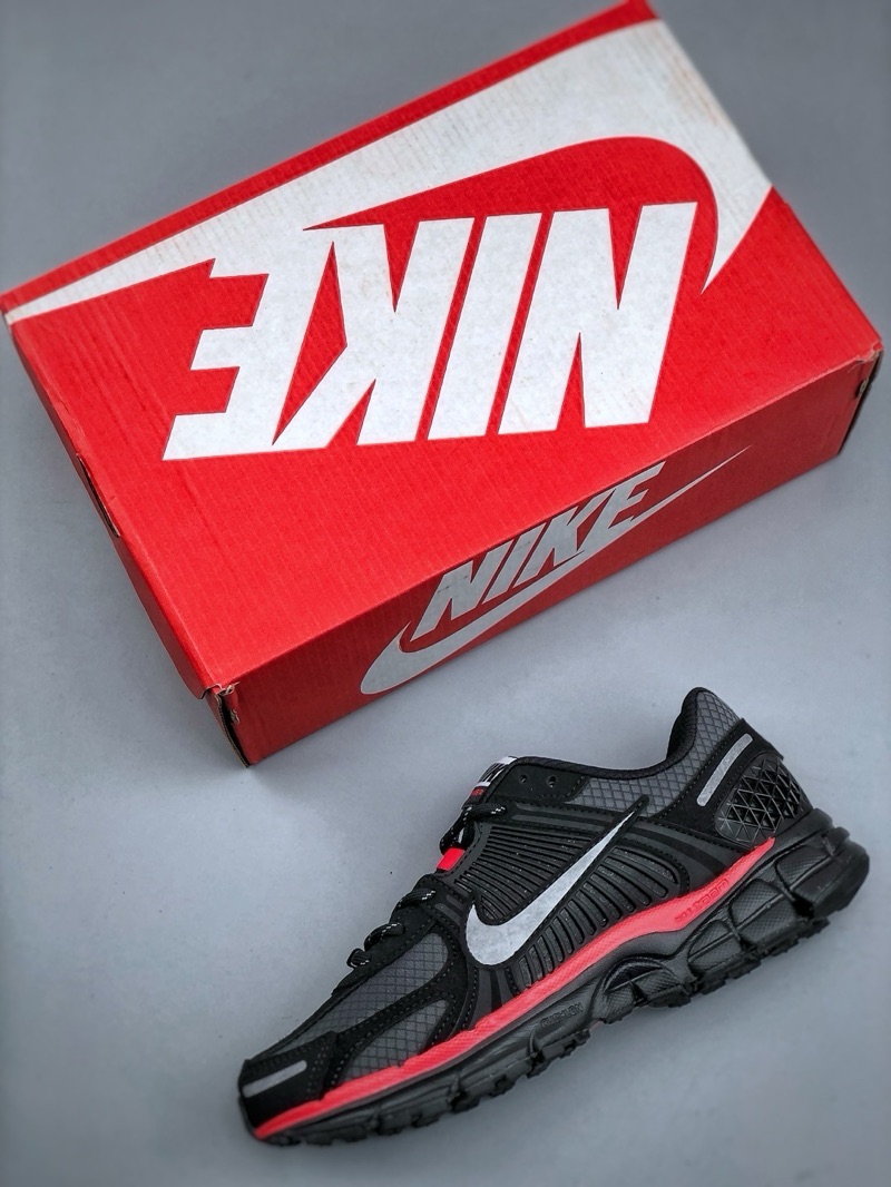 Air Zoom Vomero 5 “Black & Red”
