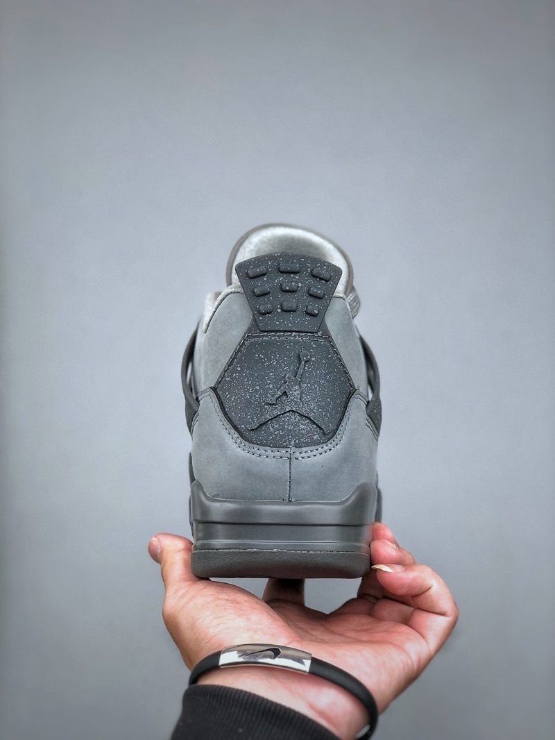 Air Jordan 4 OG Retro Suede Grey