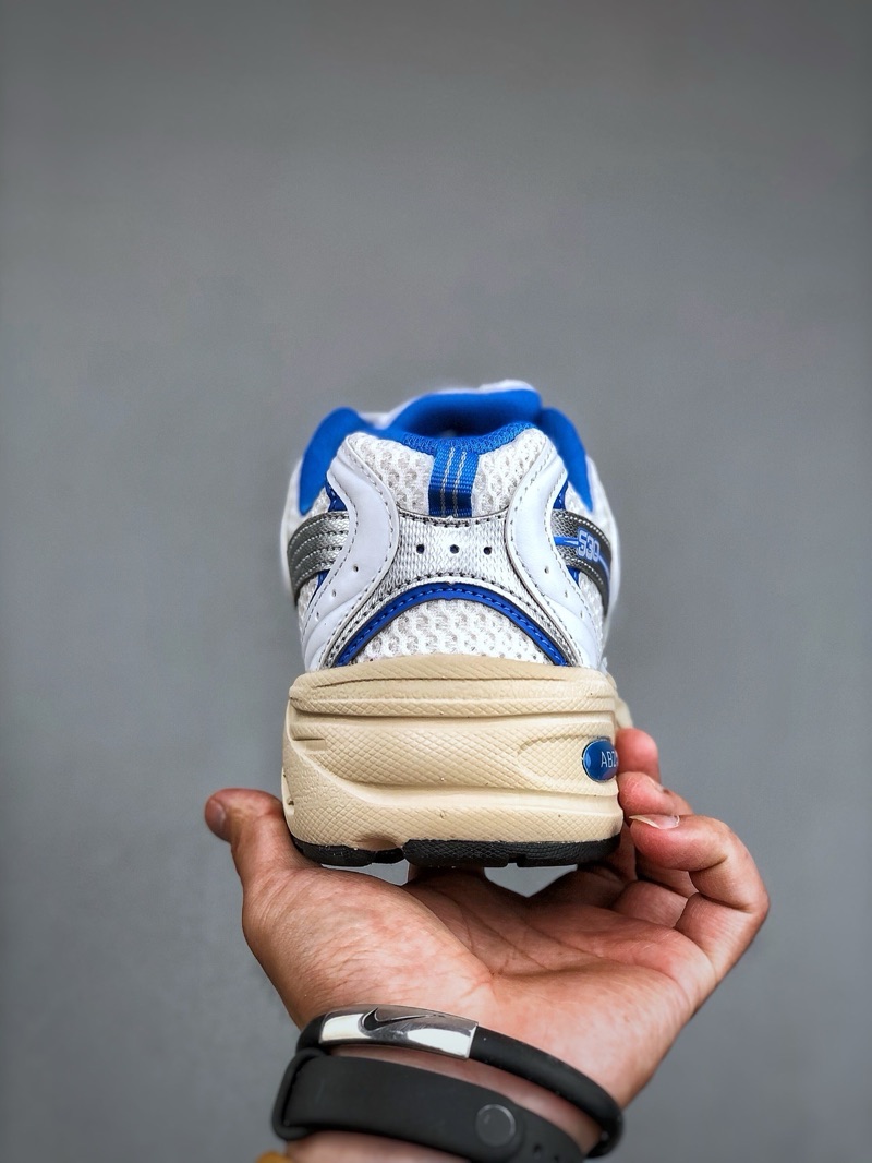 New Balance 530