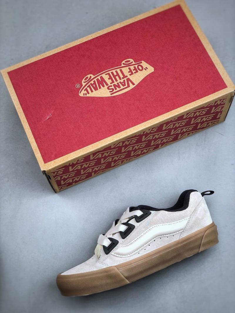Vans Knu Skool DR White Suede