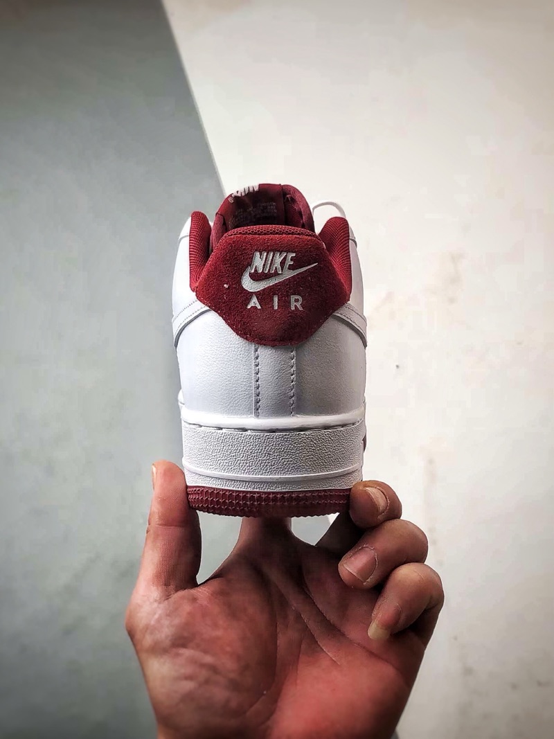 Air Force 1 ‘07 White & Burgundy