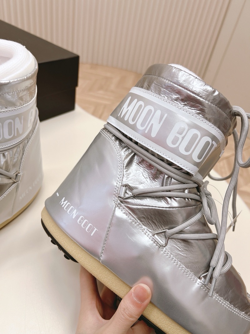 Moon Boot Low “Silver”