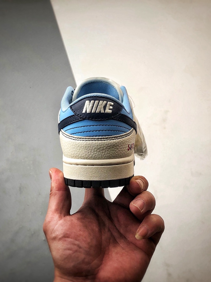 Supreme x Nike Dunk Low DIY