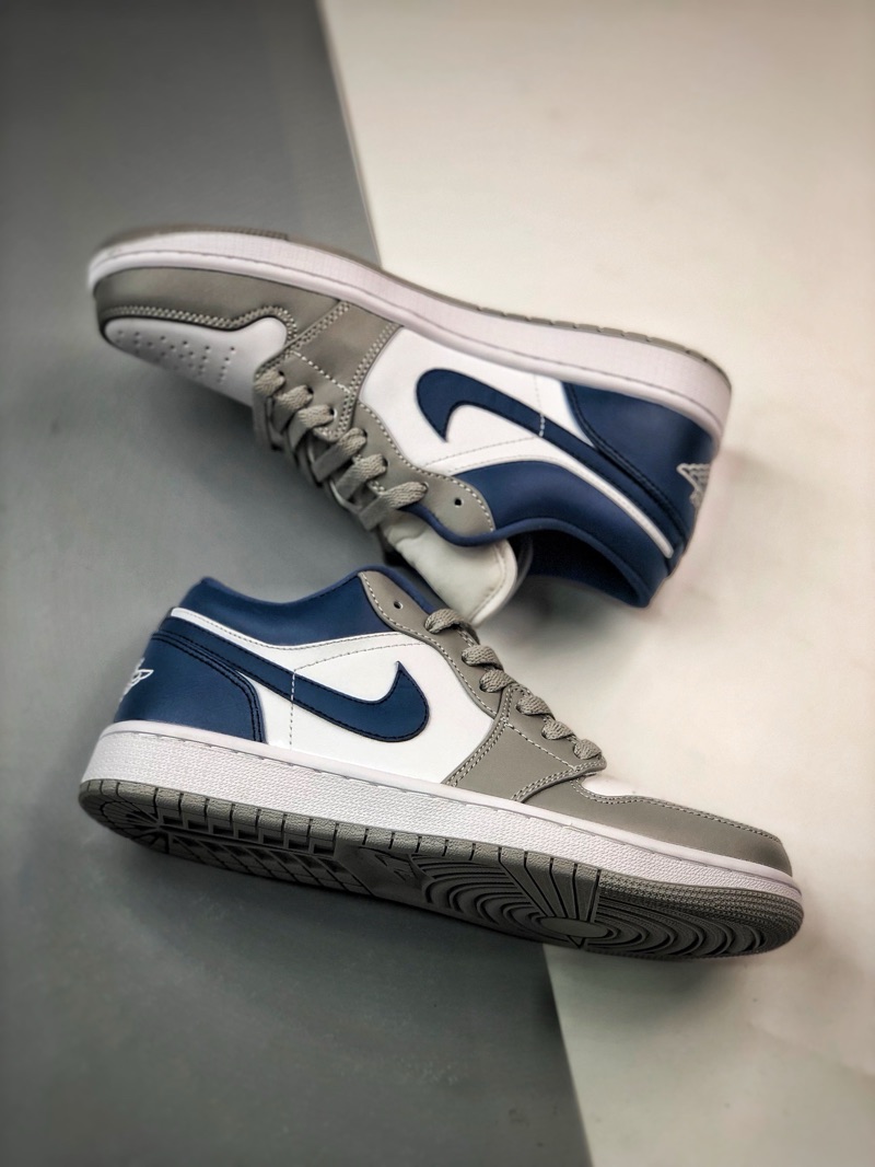 Nike Jordan 1 Low