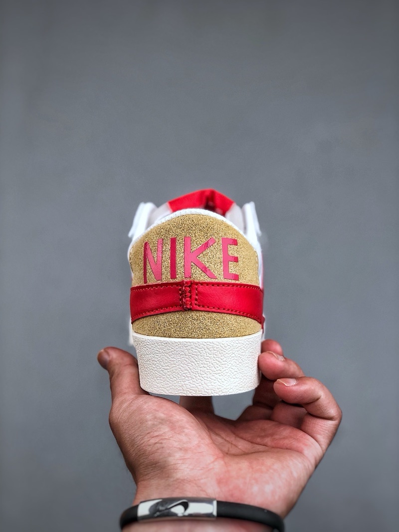 Blazer Low ‘77 Jumbo Red