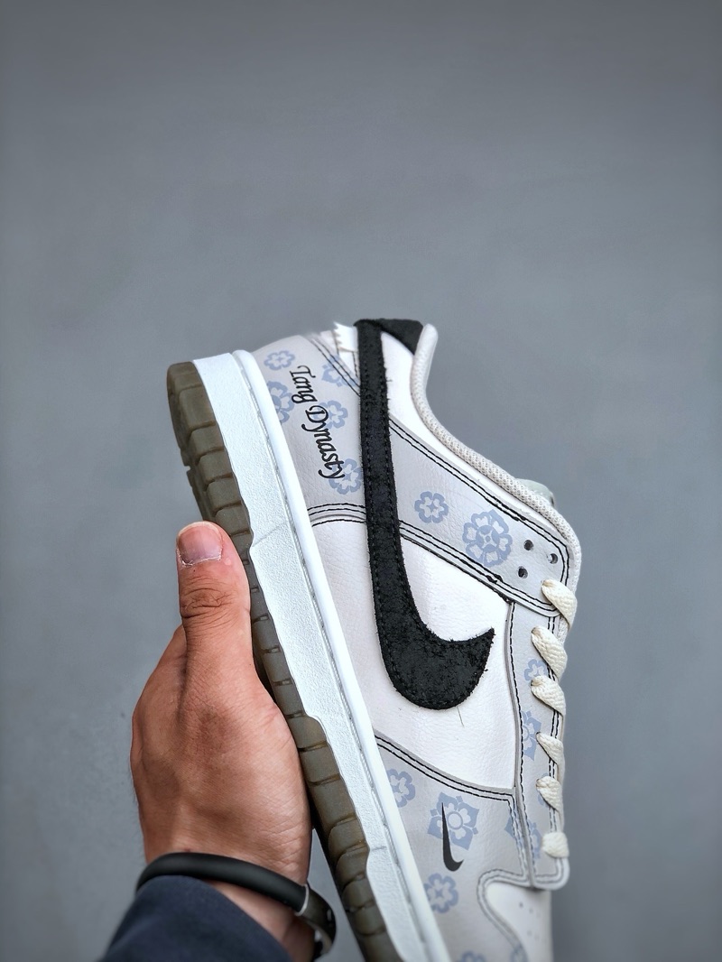 Nike Dunk Low Panda Prank