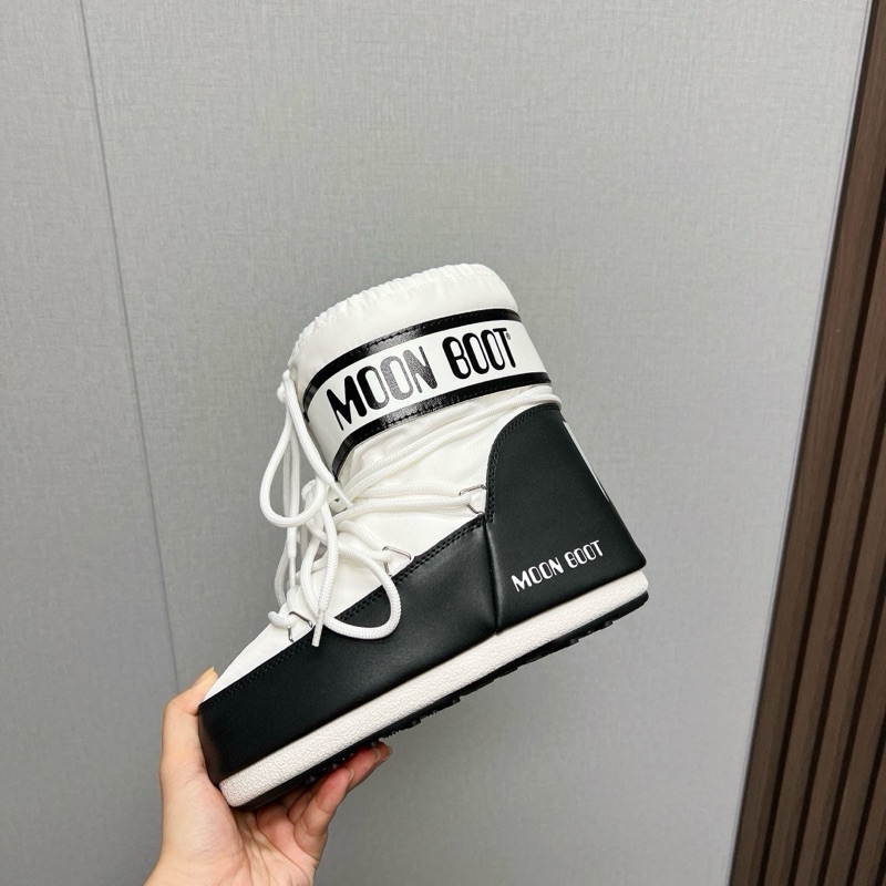 Moon Boot Low “White & Black”